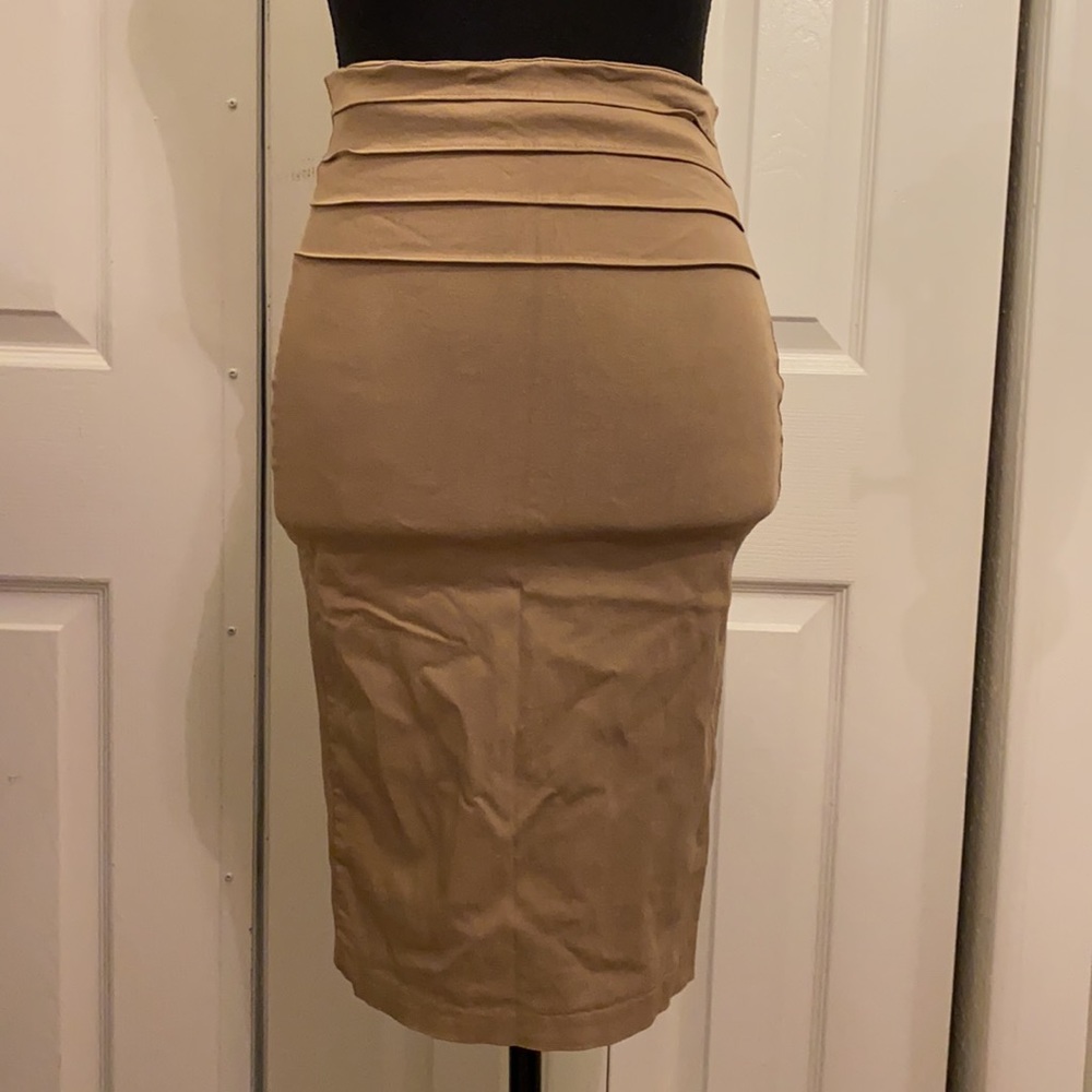 2B clothing pencil skirt